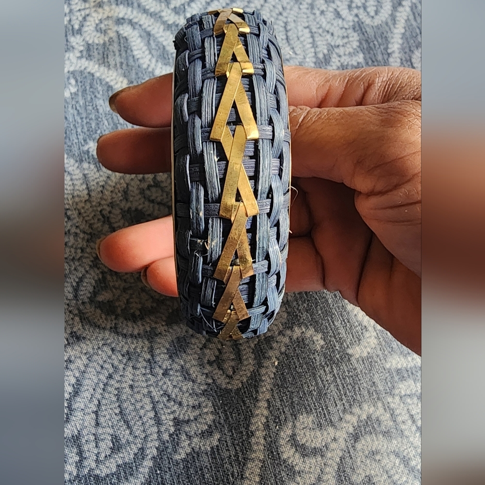 Sassy Jones Bangle Stack - Picture 3 of 4